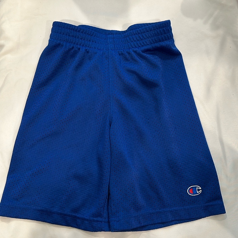 Boys Champion shorts size 6, royal blue.